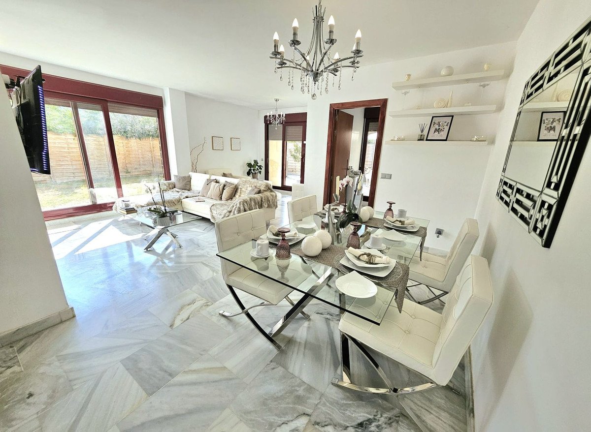 3 Bed Detached Villa in Benahavís