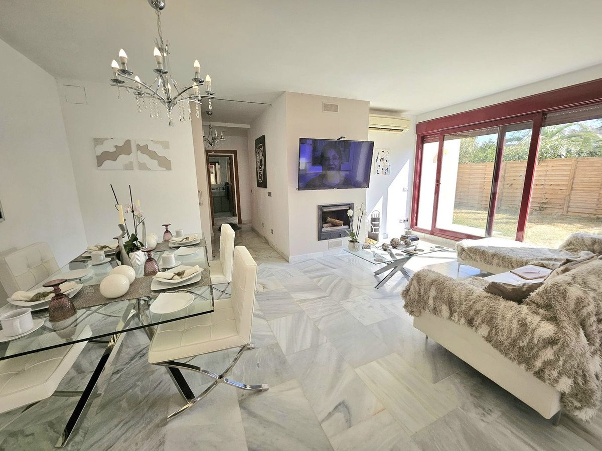 3 Bed Detached Villa in Benahavís