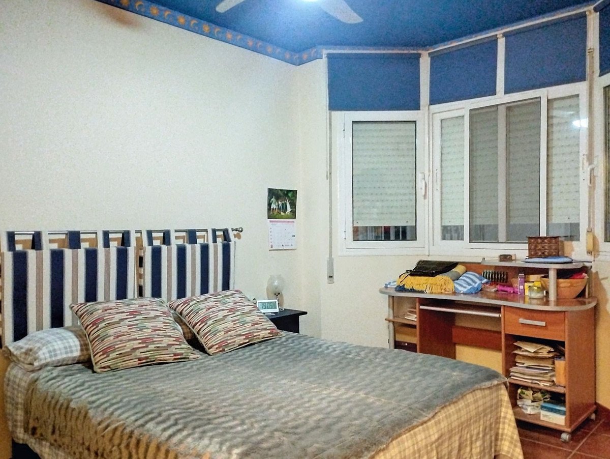 5 Bed Semi-Detached House in Sierrezuela
