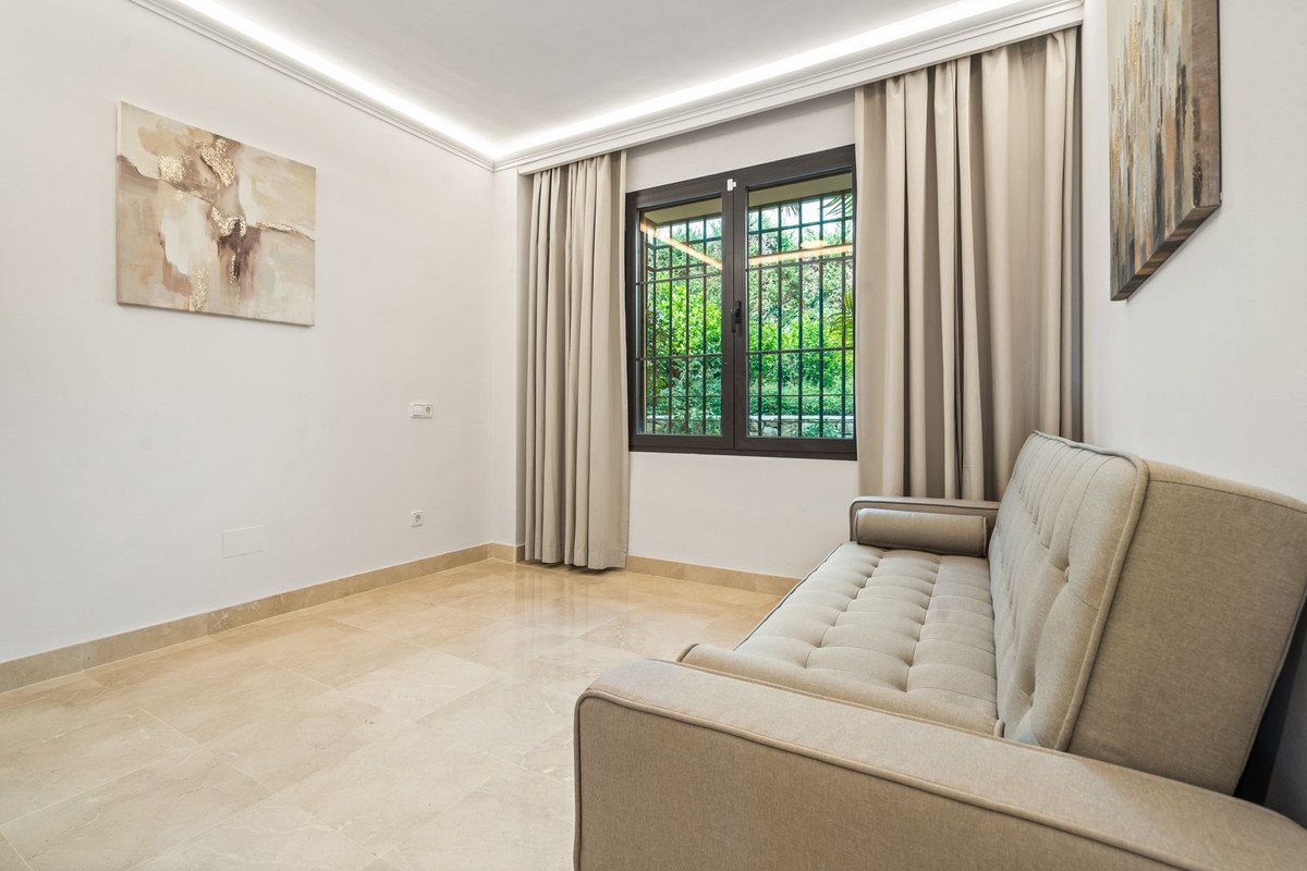 3 Bed Ground Floor Apartment in Los Arqueros