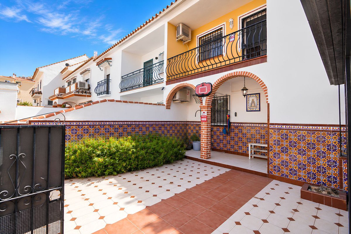 3 Bed Detached Villa in Fuengirola