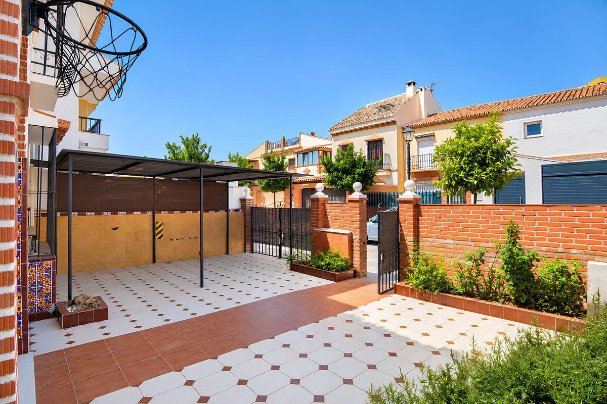 3 Bed Detached Villa in Fuengirola