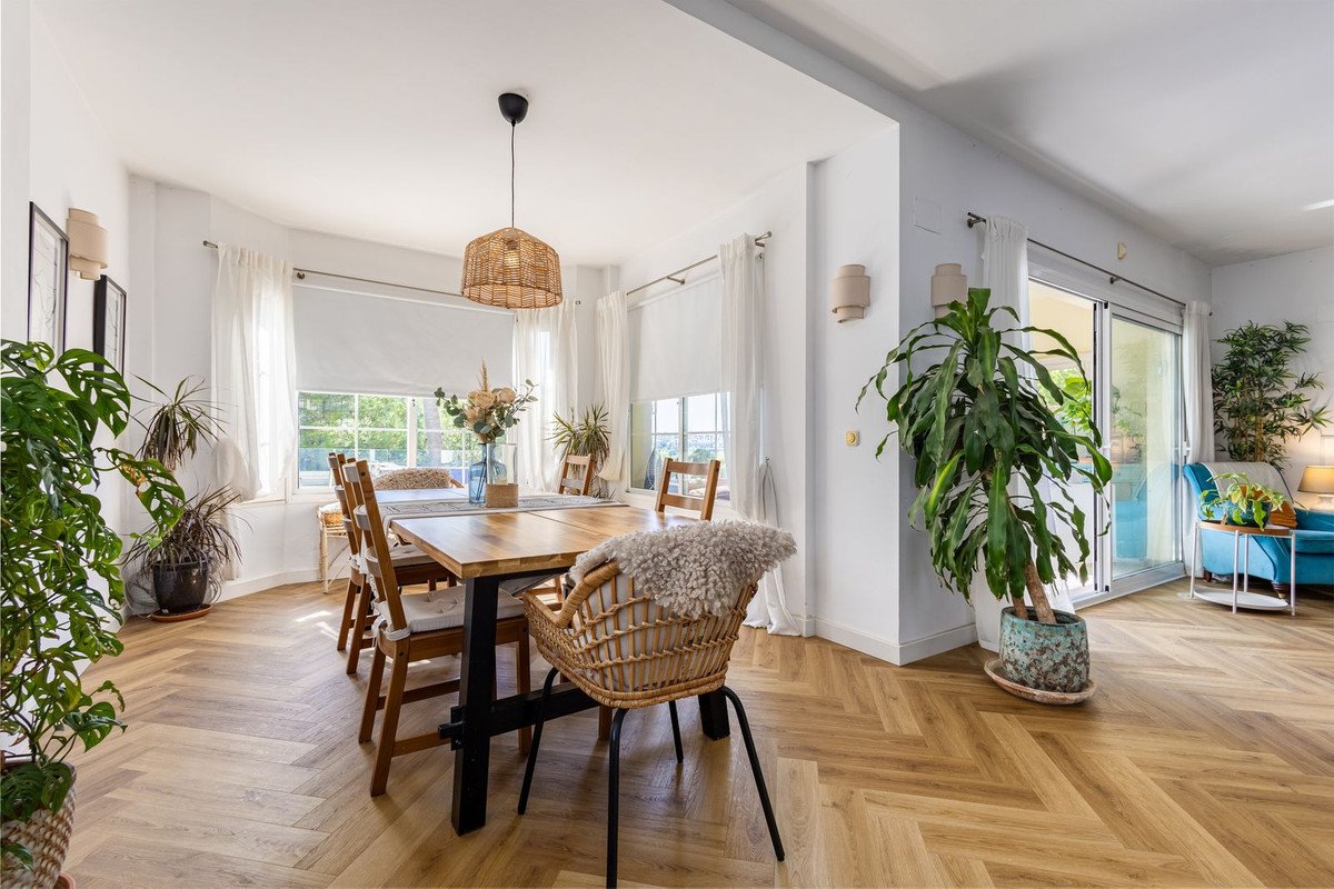 4 Bed Semi-Detached House in Alhaurin Golf