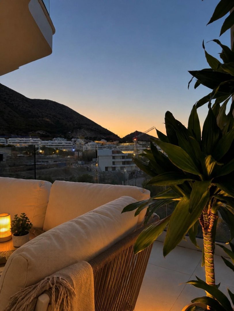 3 Bed Middle Floor Apartment in Fuengirola