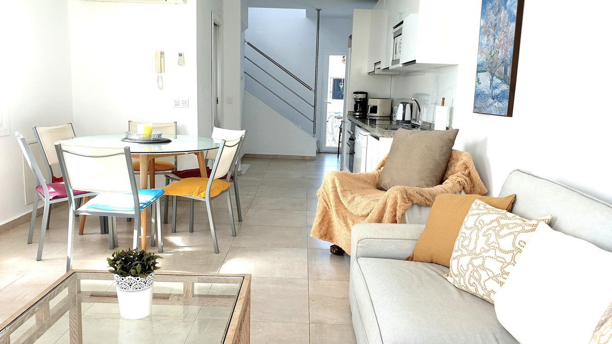 3 Bed Semi-Detached House in Nerja