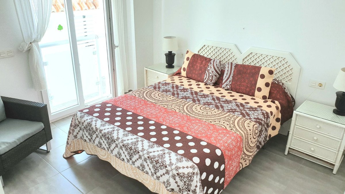 3 Bed Semi-Detached House in Nerja