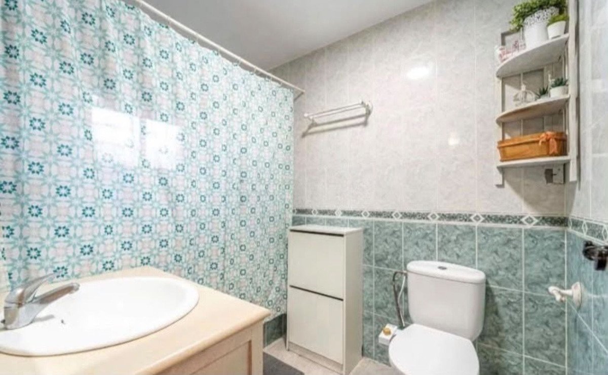 3 Bed Ground Floor Apartment in Las Lagunas