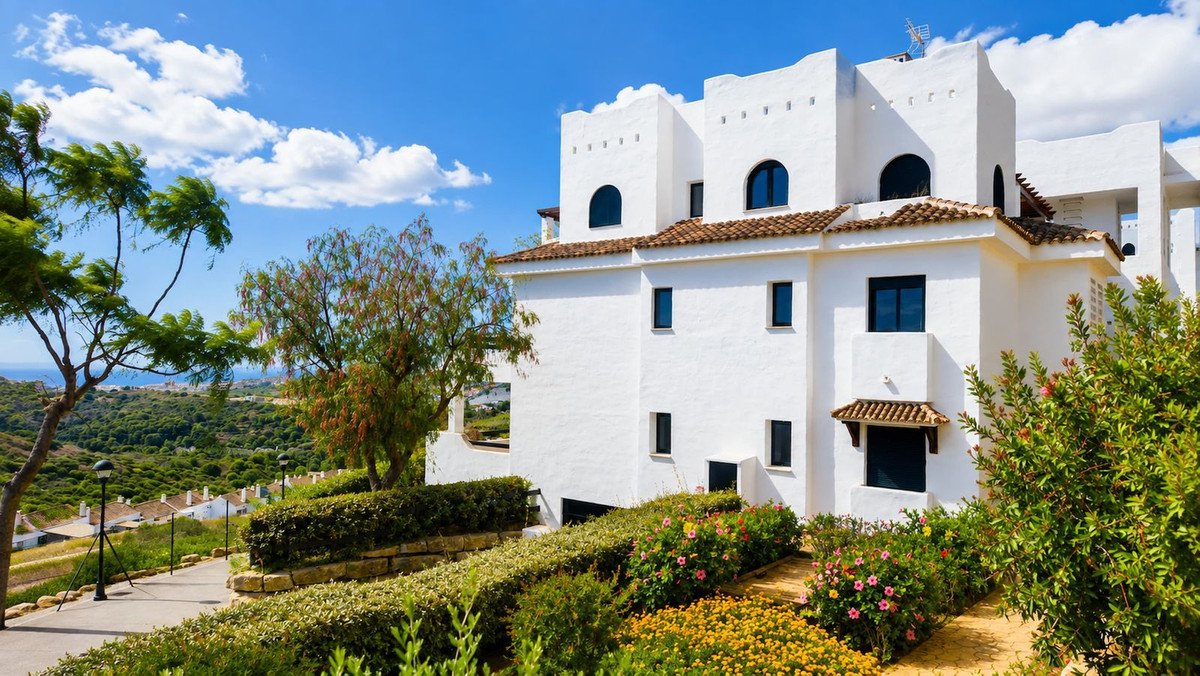 2 Bed Ground Floor Apartment in Doña Julia