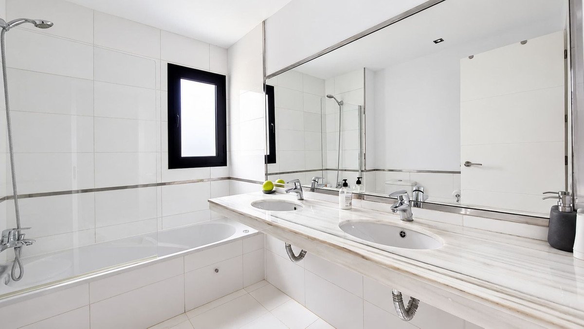2 Bed Ground Floor Apartment in Doña Julia