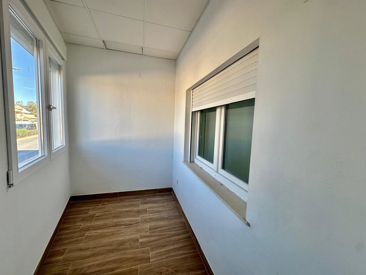 2 Bed Middle Floor Apartment in Torrevieja