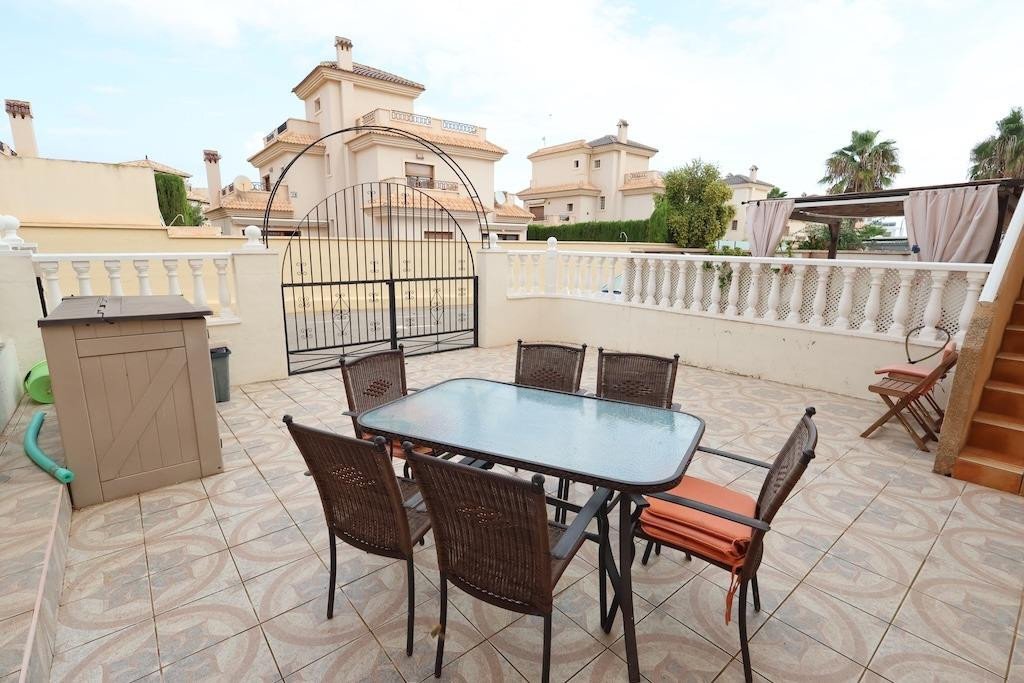 2 Bed Bungalow in La Zenia