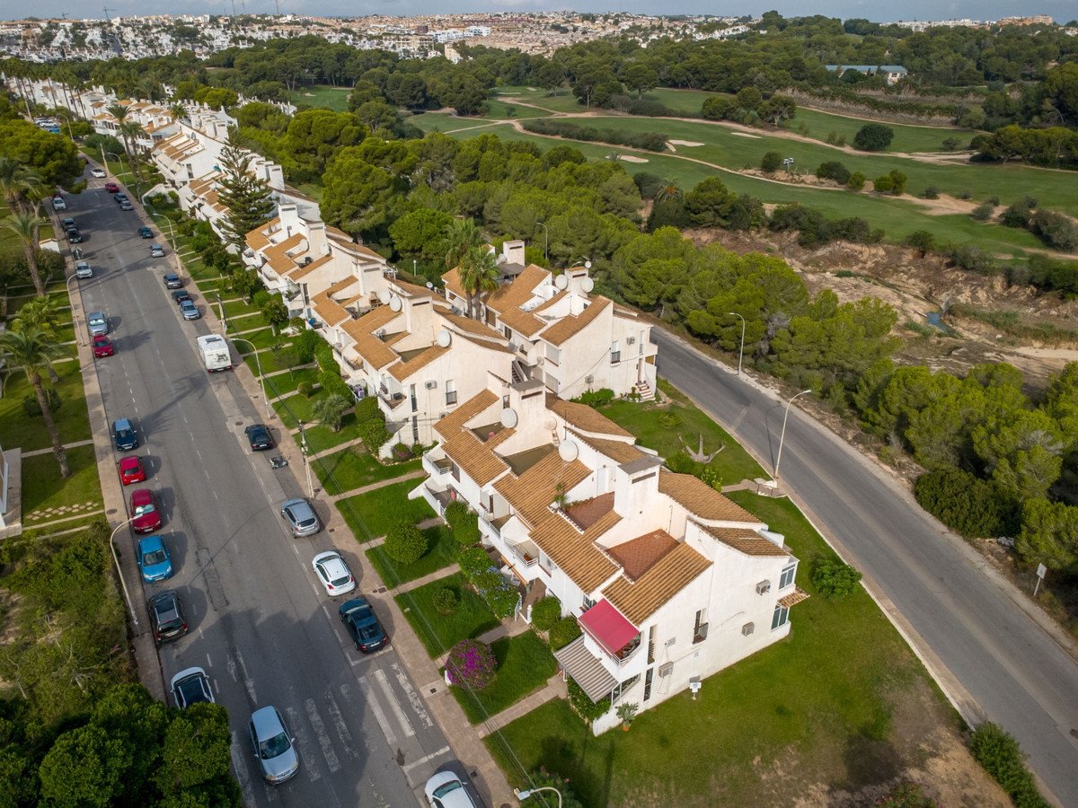 2 Bed Bungalow in Villamartin
