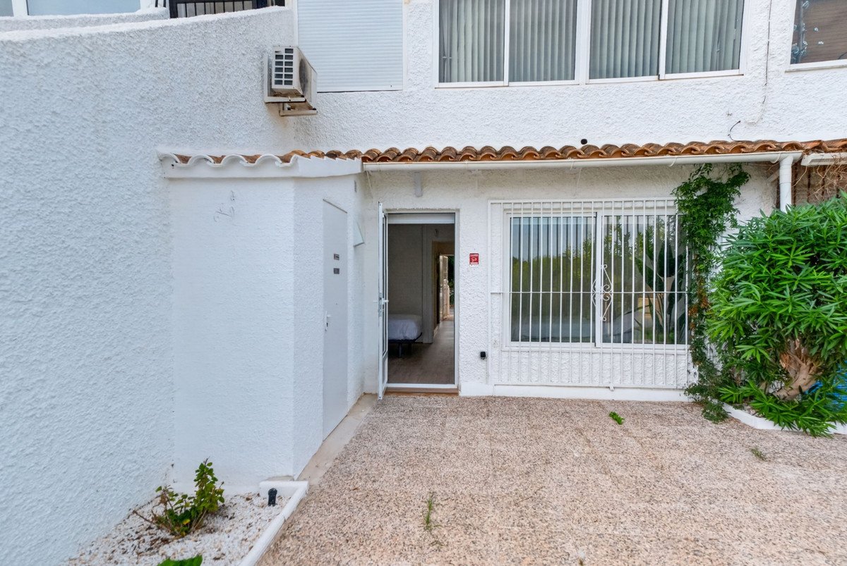 2 Bed Bungalow in Villamartin