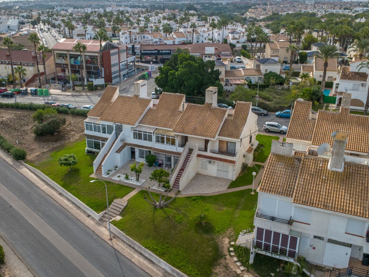 2 Bed Bungalow in Villamartin