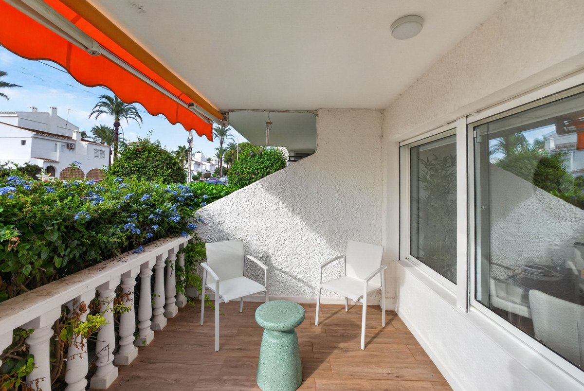 2 Bed Bungalow in Villamartin