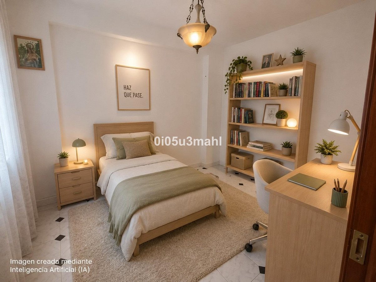 2 Bed Middle Floor Apartment in Málaga