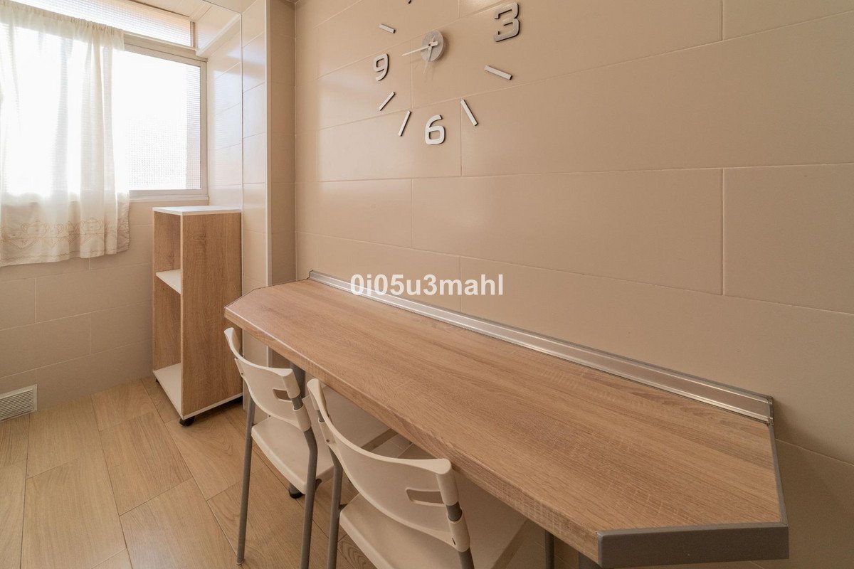 2 Bed Middle Floor Apartment in Málaga