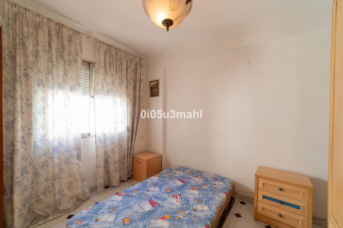 2 Bed Middle Floor Apartment in Málaga