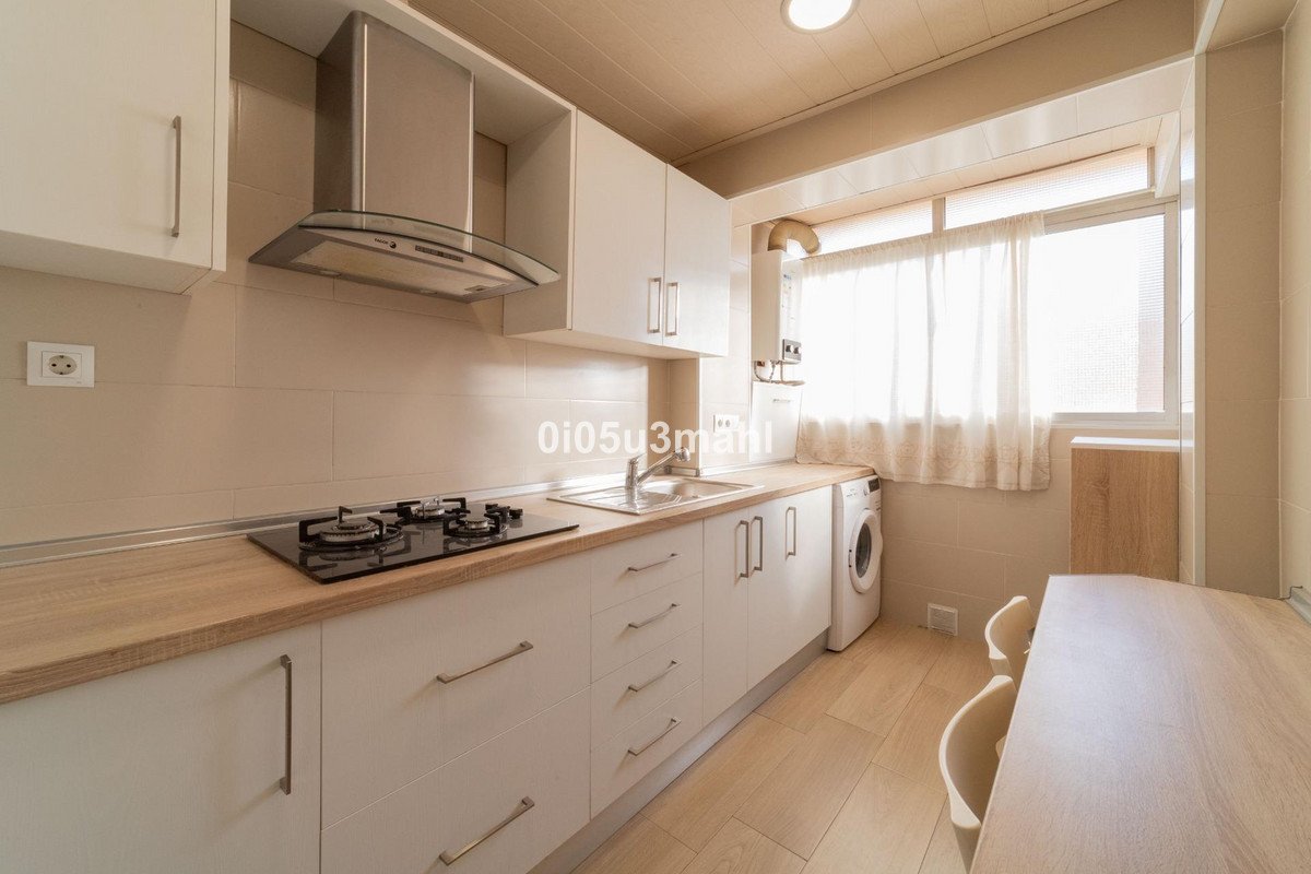 2 Bed Middle Floor Apartment in Málaga