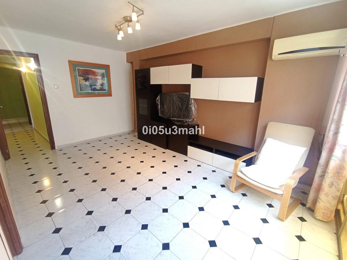 2 Bed Middle Floor Apartment in Málaga