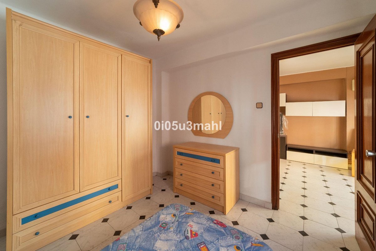 2 Bed Middle Floor Apartment in Málaga