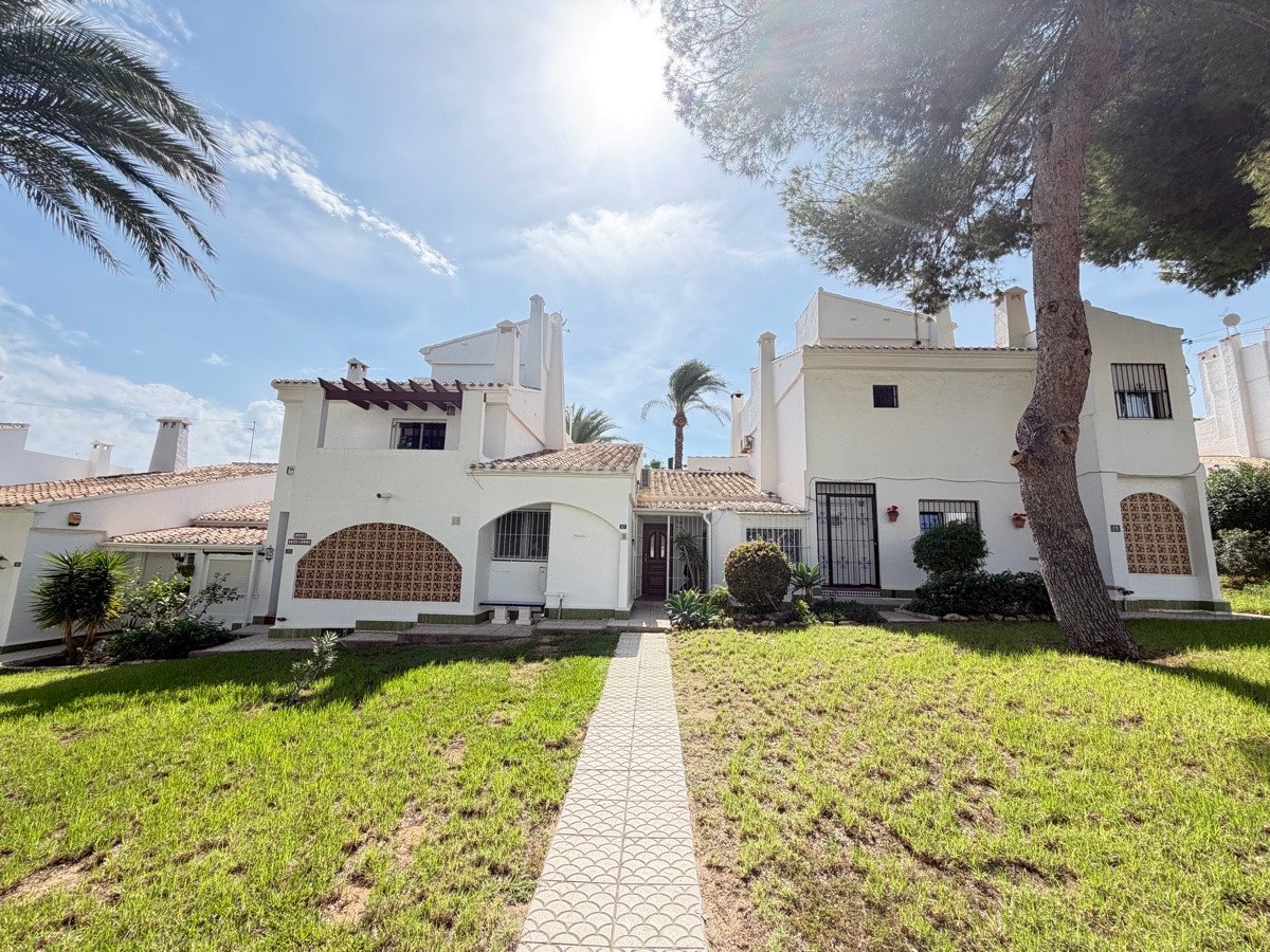 2 Bed Bungalow in Villamartin
