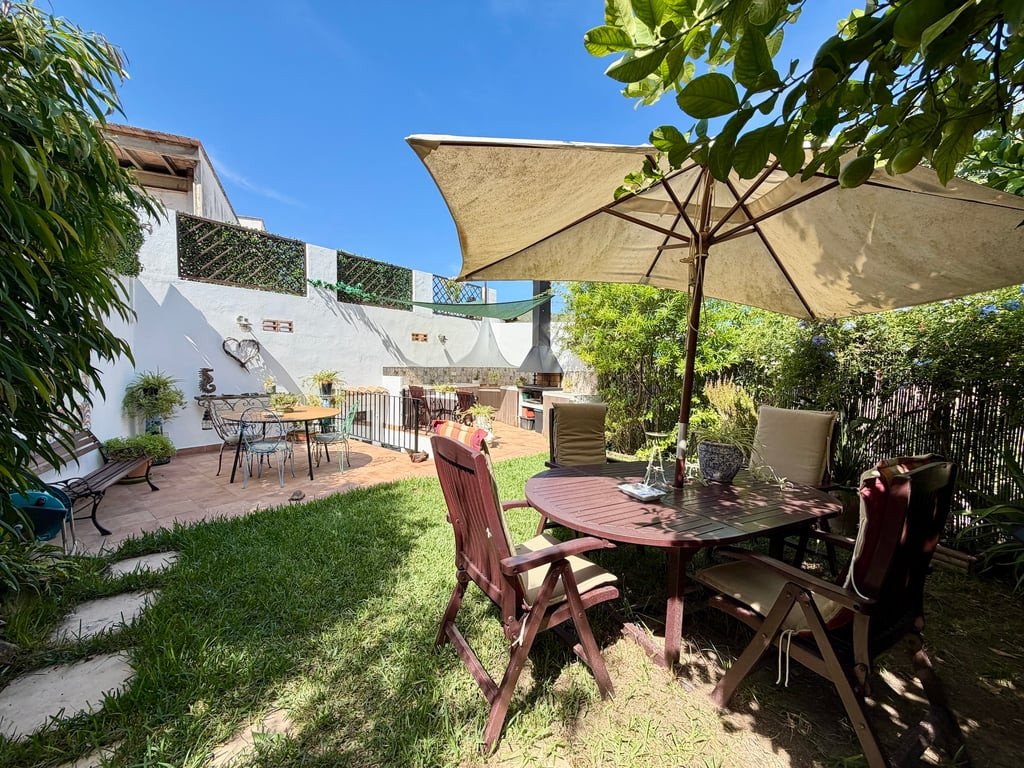 5 Bed Townhouse in Pego