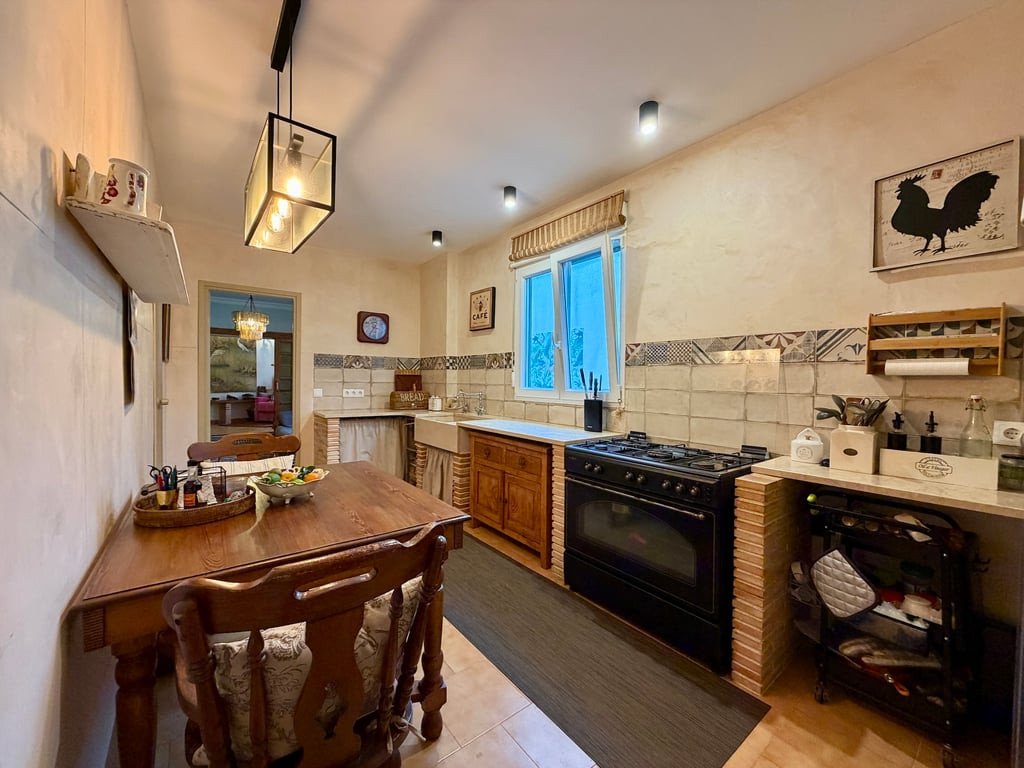 5 Bed Townhouse in Pego