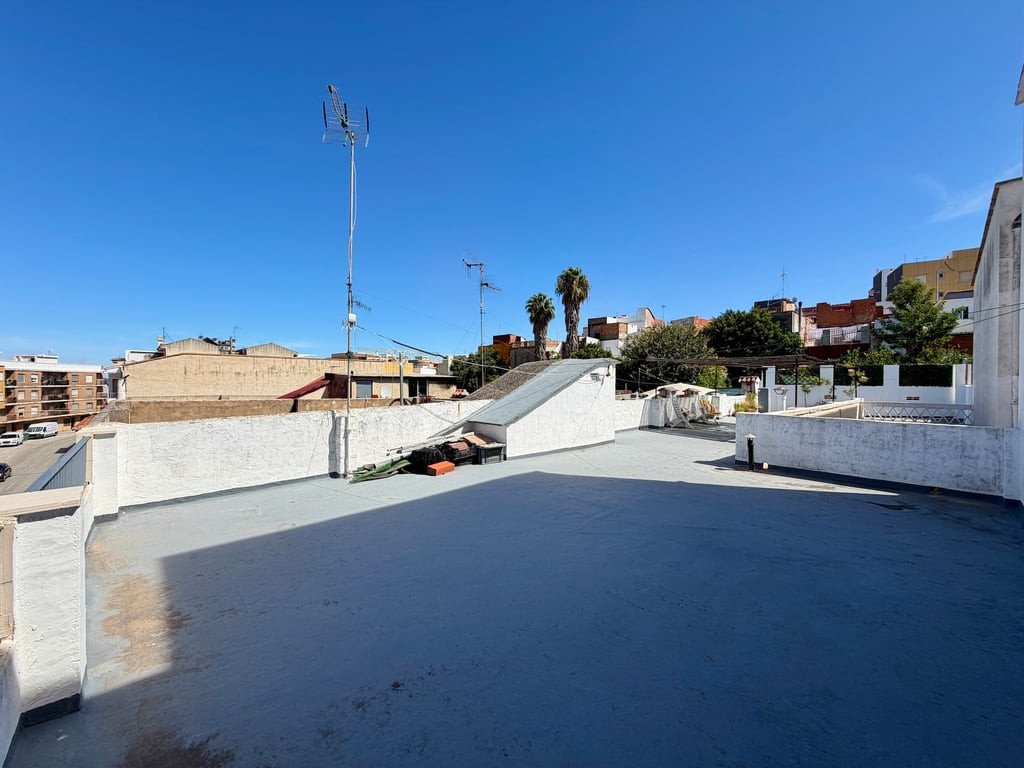 5 Bed Townhouse in Pego