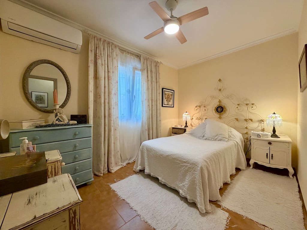 5 Bed Townhouse in Pego