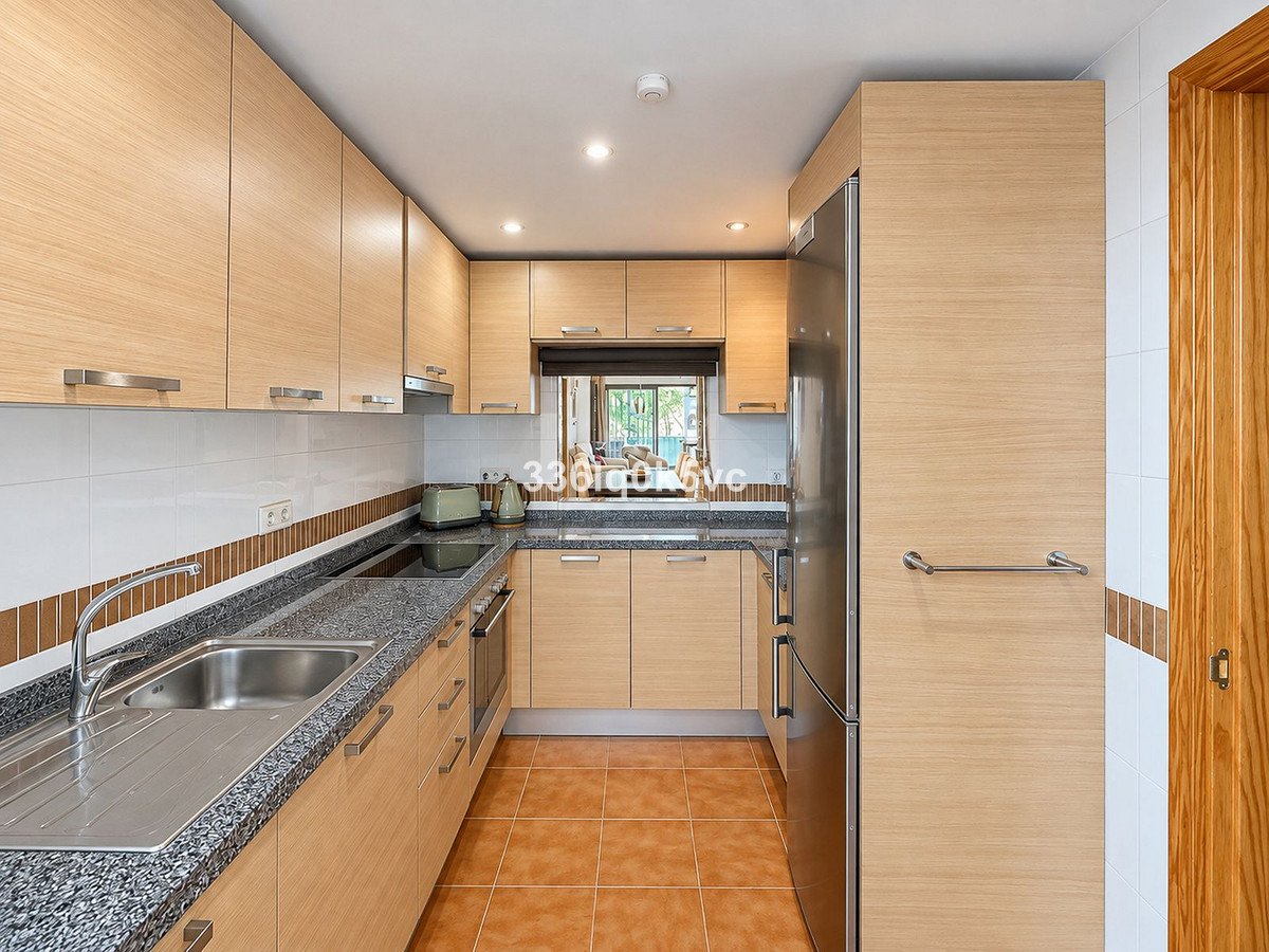 2 Bed Middle Floor Apartment in Benahavís