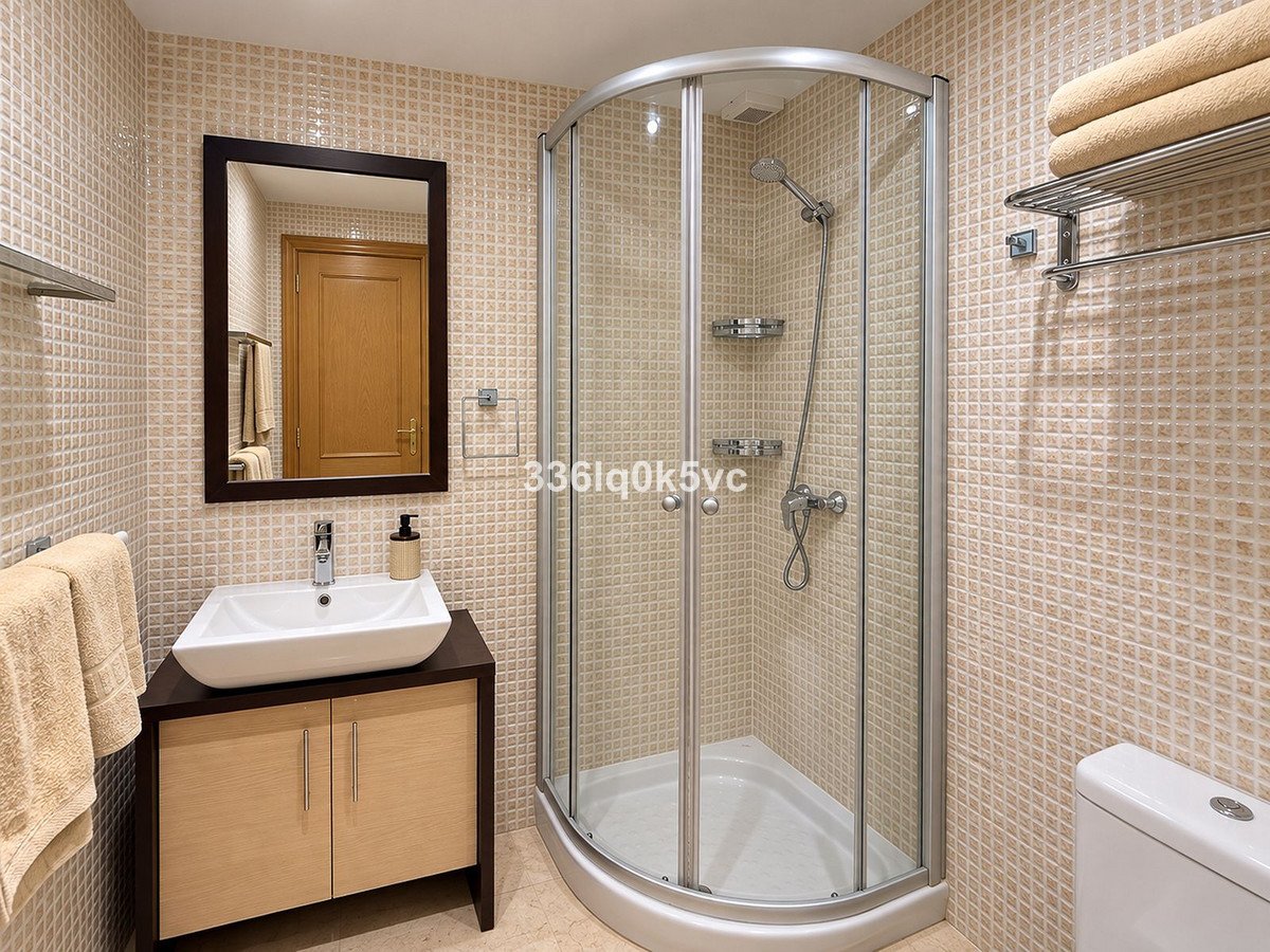 2 Bed Middle Floor Apartment in Benahavís