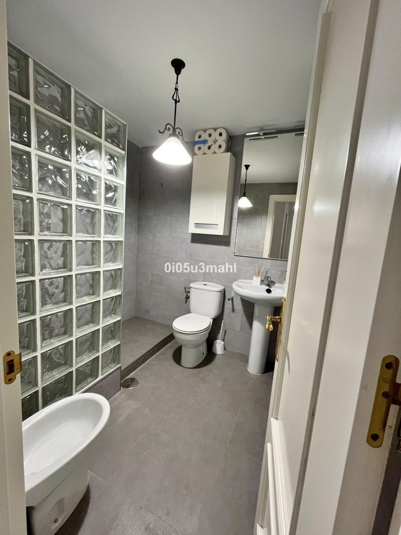 3 Bed Middle Floor Apartment in Málaga