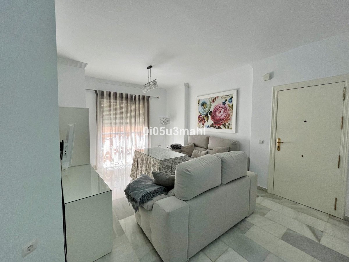 3 Bed Middle Floor Apartment in Málaga