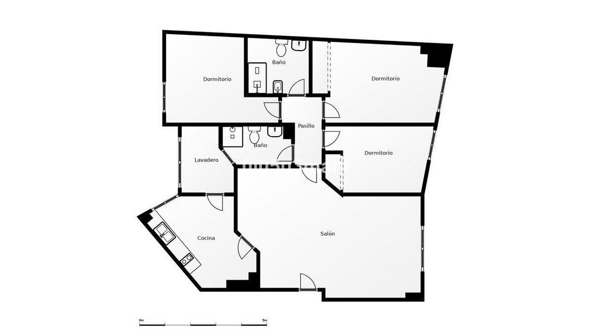 3 Bed Middle Floor Apartment in Málaga