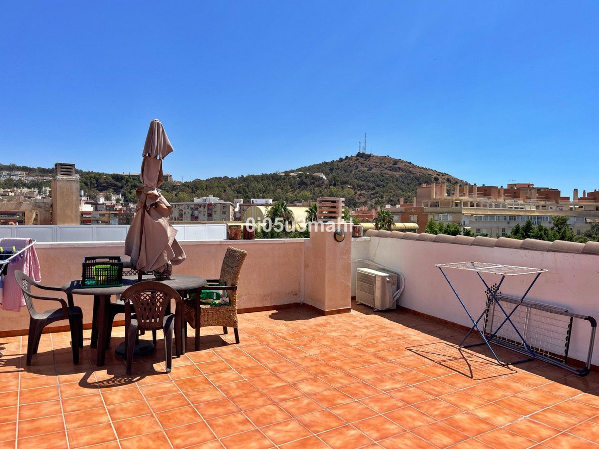 3 Bed Middle Floor Apartment in Málaga
