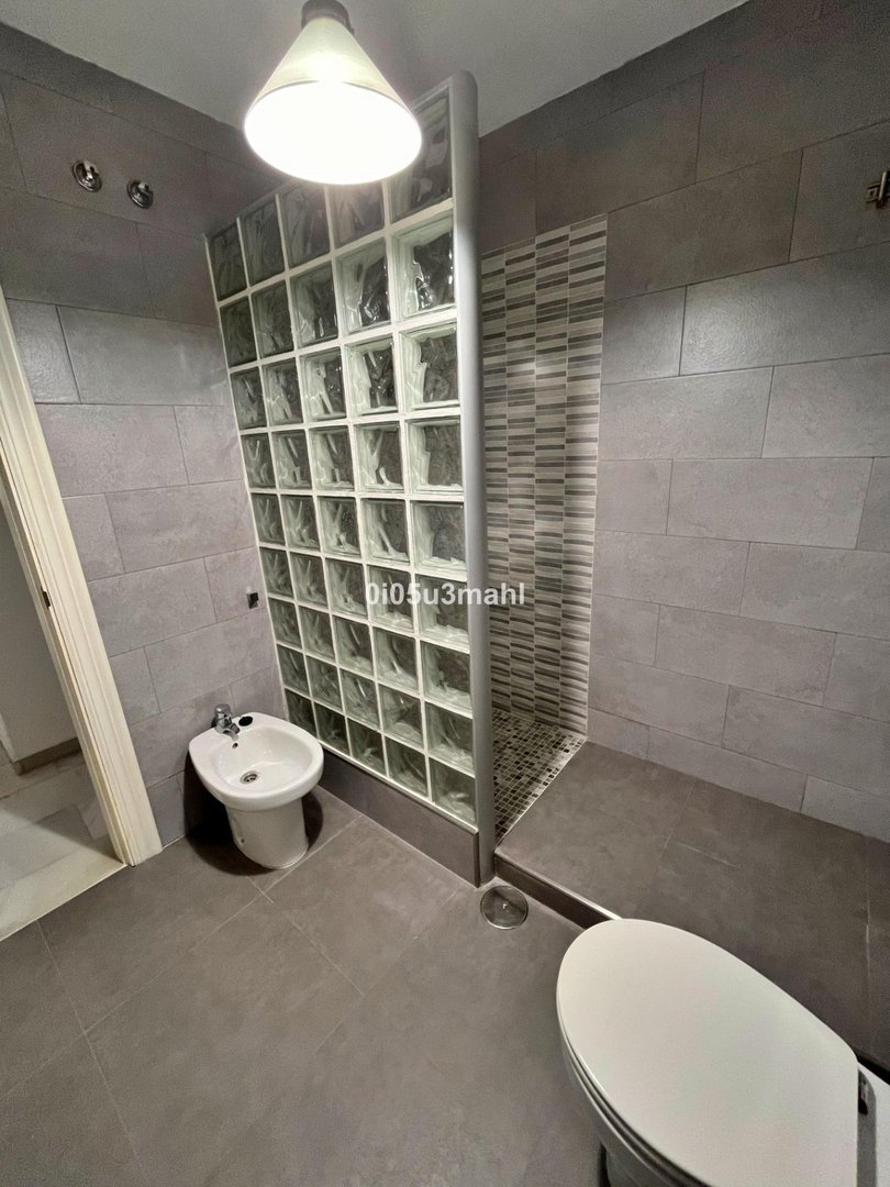 3 Bed Middle Floor Apartment in Málaga