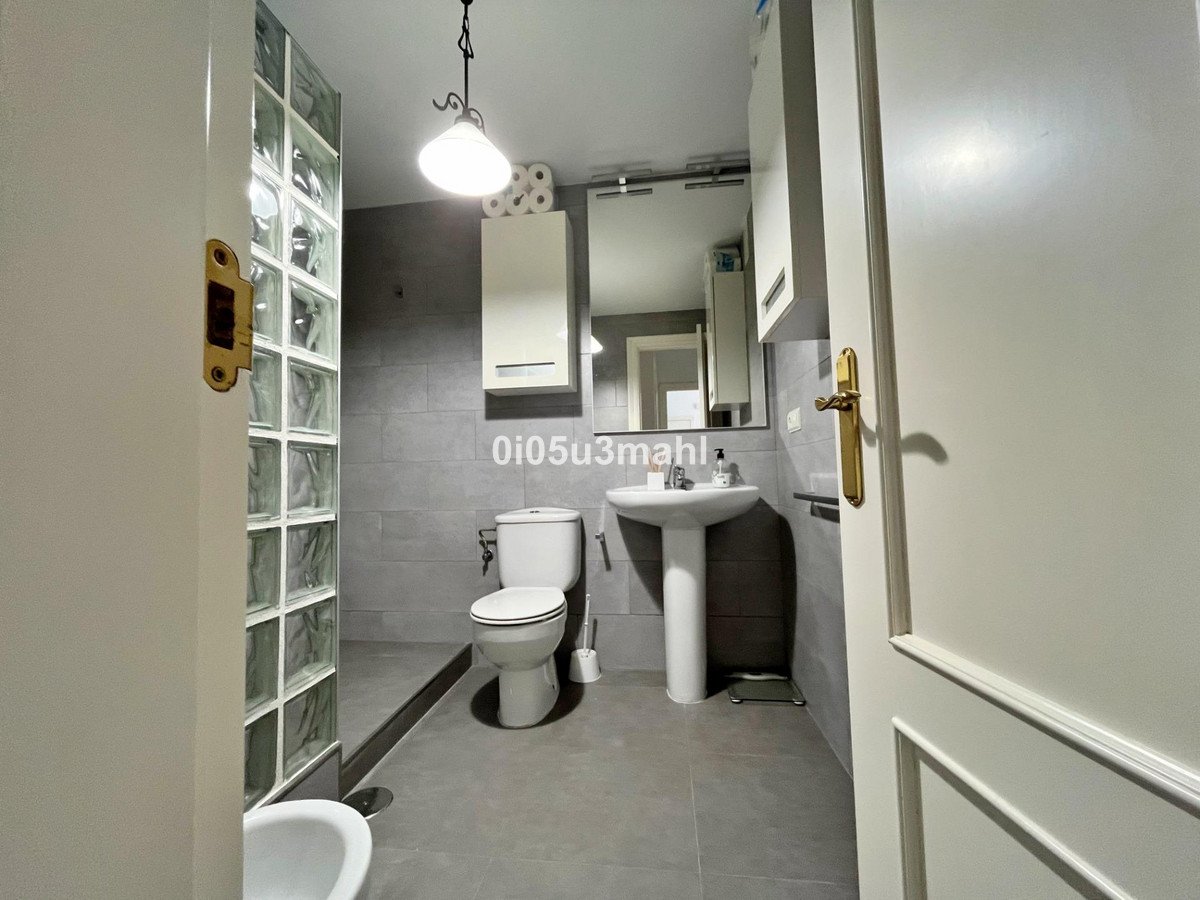 3 Bed Middle Floor Apartment in Málaga