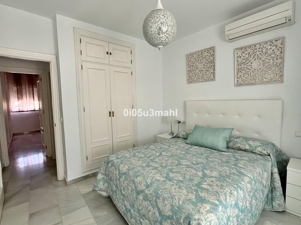 3 Bed Middle Floor Apartment in Málaga
