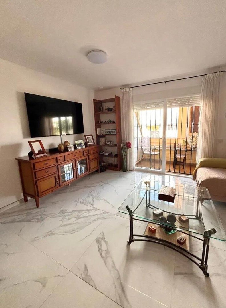 3 Bed Ground Floor Apartment in Cancelada