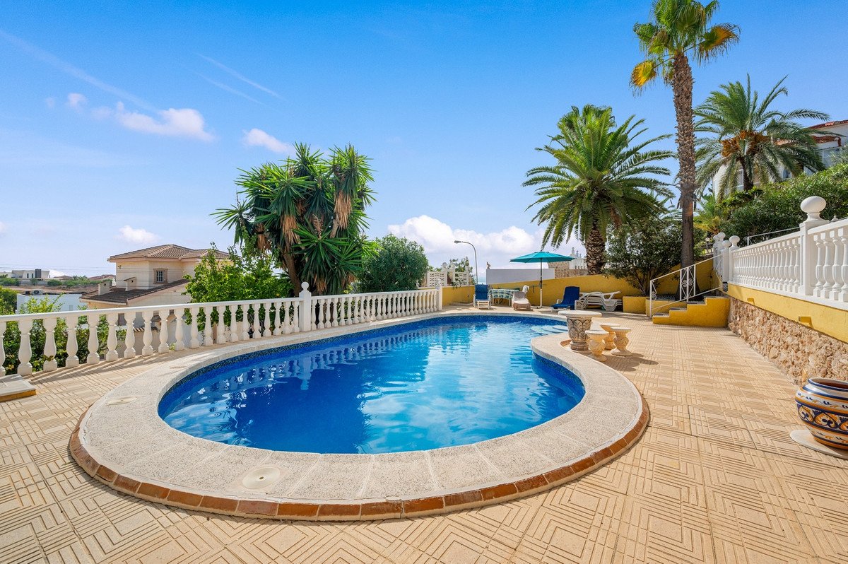 2 Bed Detached Villa in Rojales