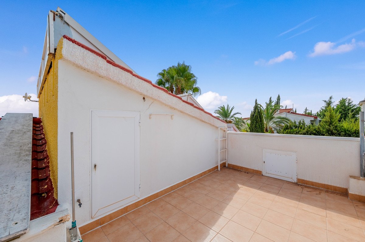 2 Bed Detached Villa in Rojales