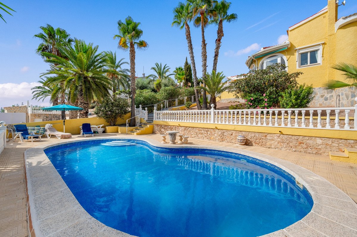 2 Bed Detached Villa in Rojales