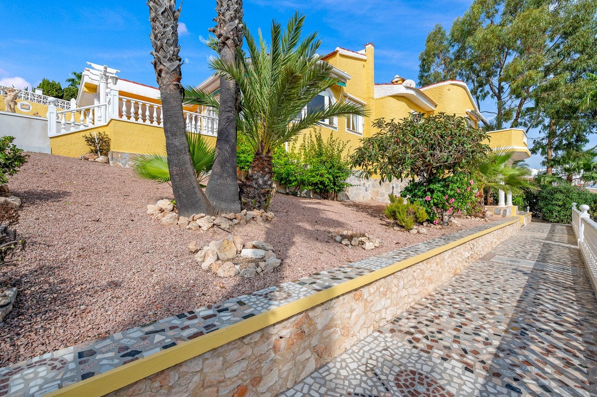 2 Bed Detached Villa in Rojales