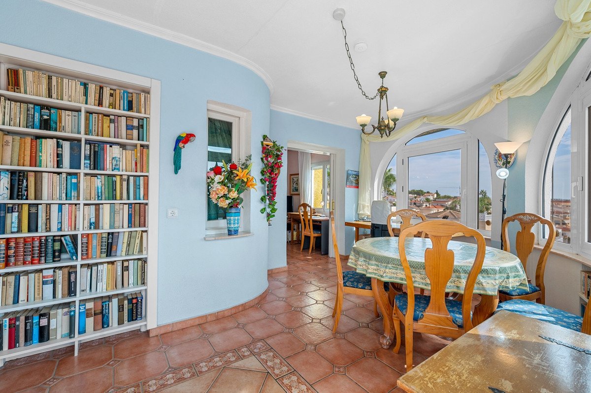 2 Bed Detached Villa in Rojales
