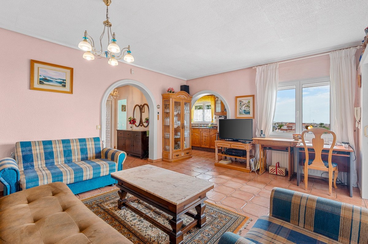 2 Bed Detached Villa in Rojales