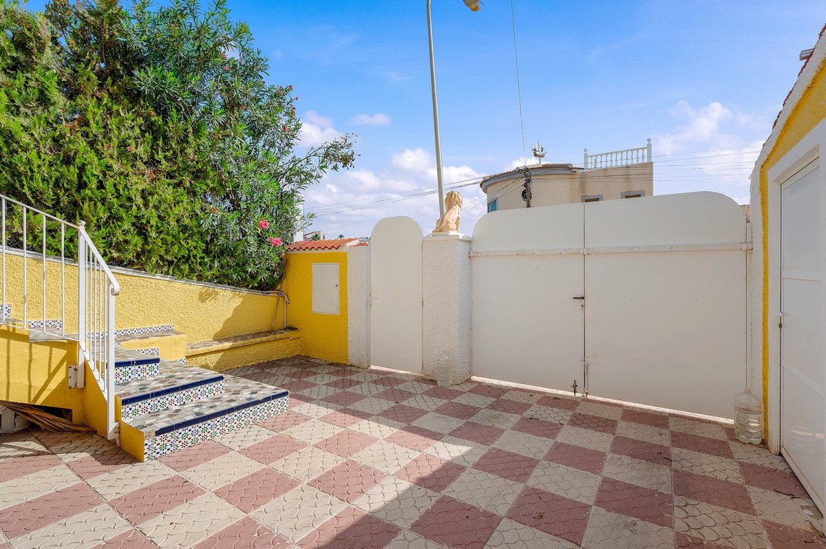 2 Bed Detached Villa in Rojales