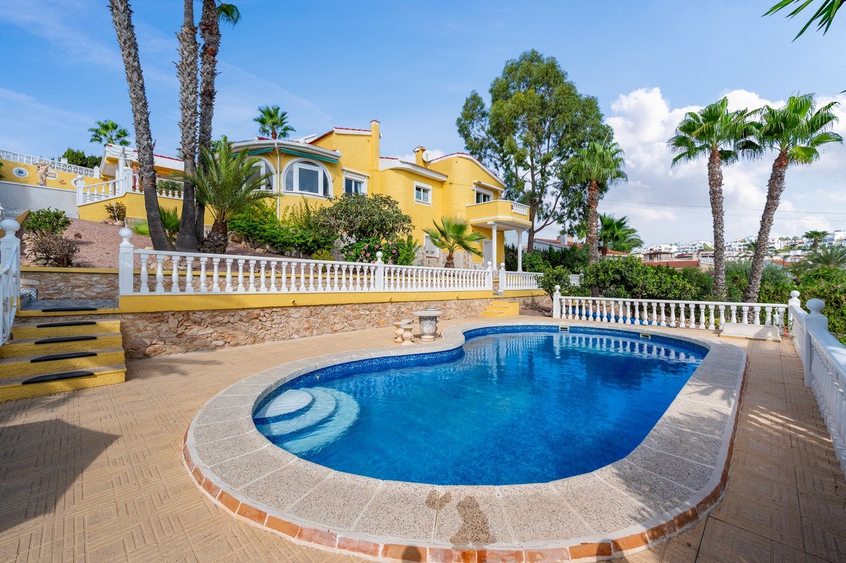 2 Bed Detached Villa in Rojales