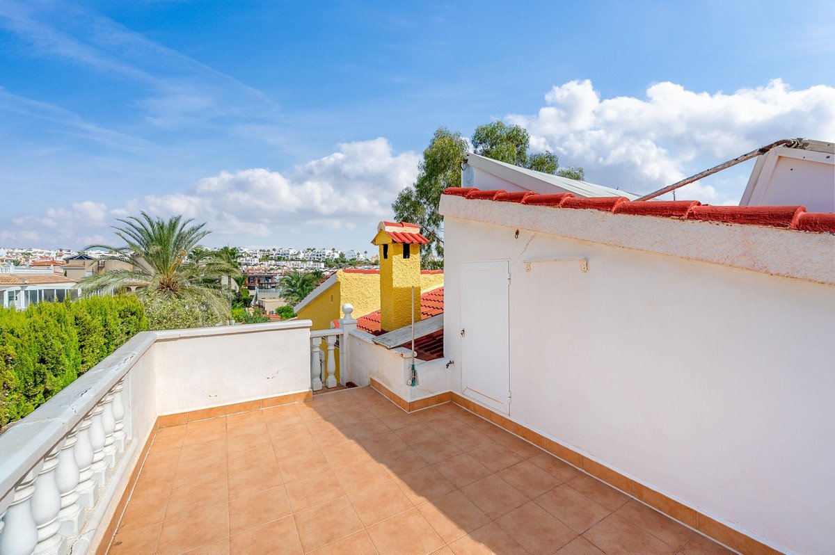 2 Bed Detached Villa in Rojales