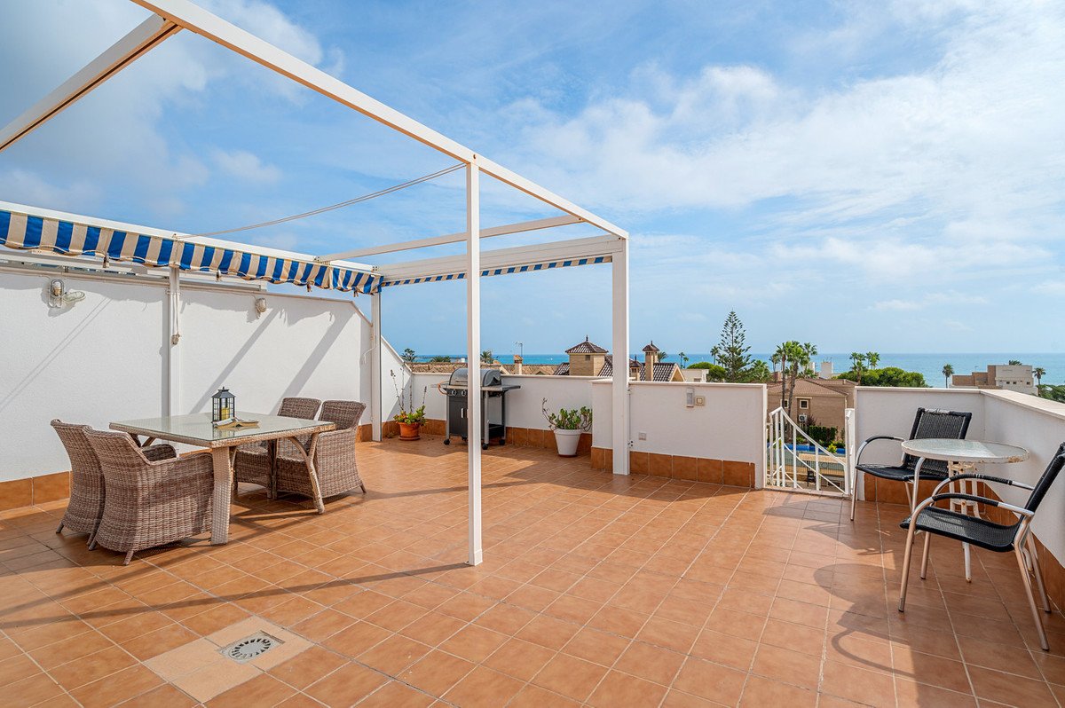 3 Bed Ground Floor Apartment in Torrevieja